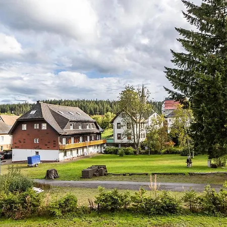 Luzia Schoenwald im Schwarzwald